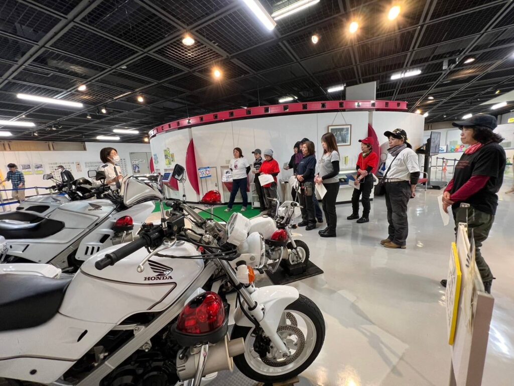 20thツアーイベント11月山口県(交通安全学習館)