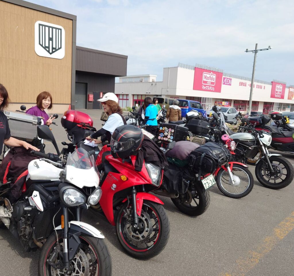 ツアーイベント７月北海道(バイクとライダー)